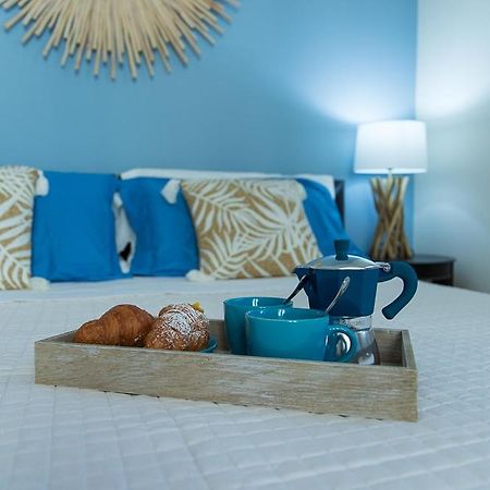 Zara D'Amare A Pesaro 10 Metri Dalla Spiaggia By Yohome المظهر الخارجي الصورة