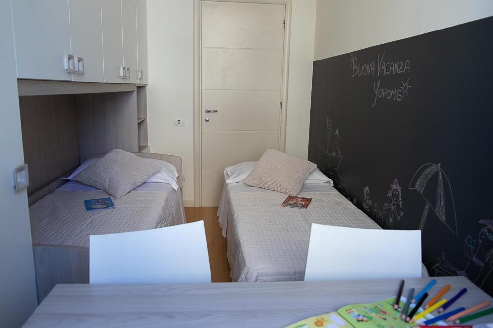Zara D'Amare A Pesaro 10 Metri Dalla Spiaggia By Yohome المظهر الخارجي الصورة